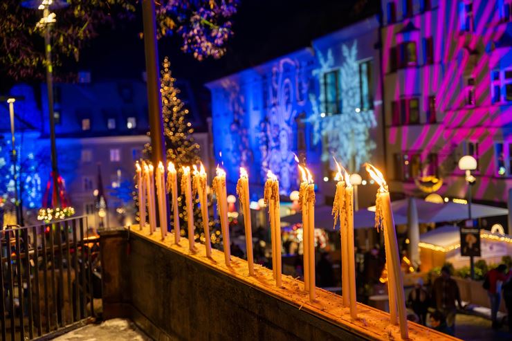 Tausende Kerzen bei 1.000 Lichter