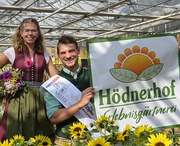 Blumenkönigin Simone Seethaler und Mr Tirol Thomas Anker am Hödnerhof CR JuliettaS (10)