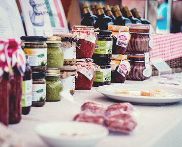 genussmarkt-kufstein-spezialitaeten(c)vanmeyphotography