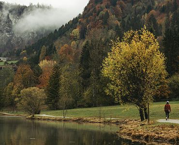 Thiersee_passeggiata al lago(c)TVB Kufsteinerland_Philipp_Huber